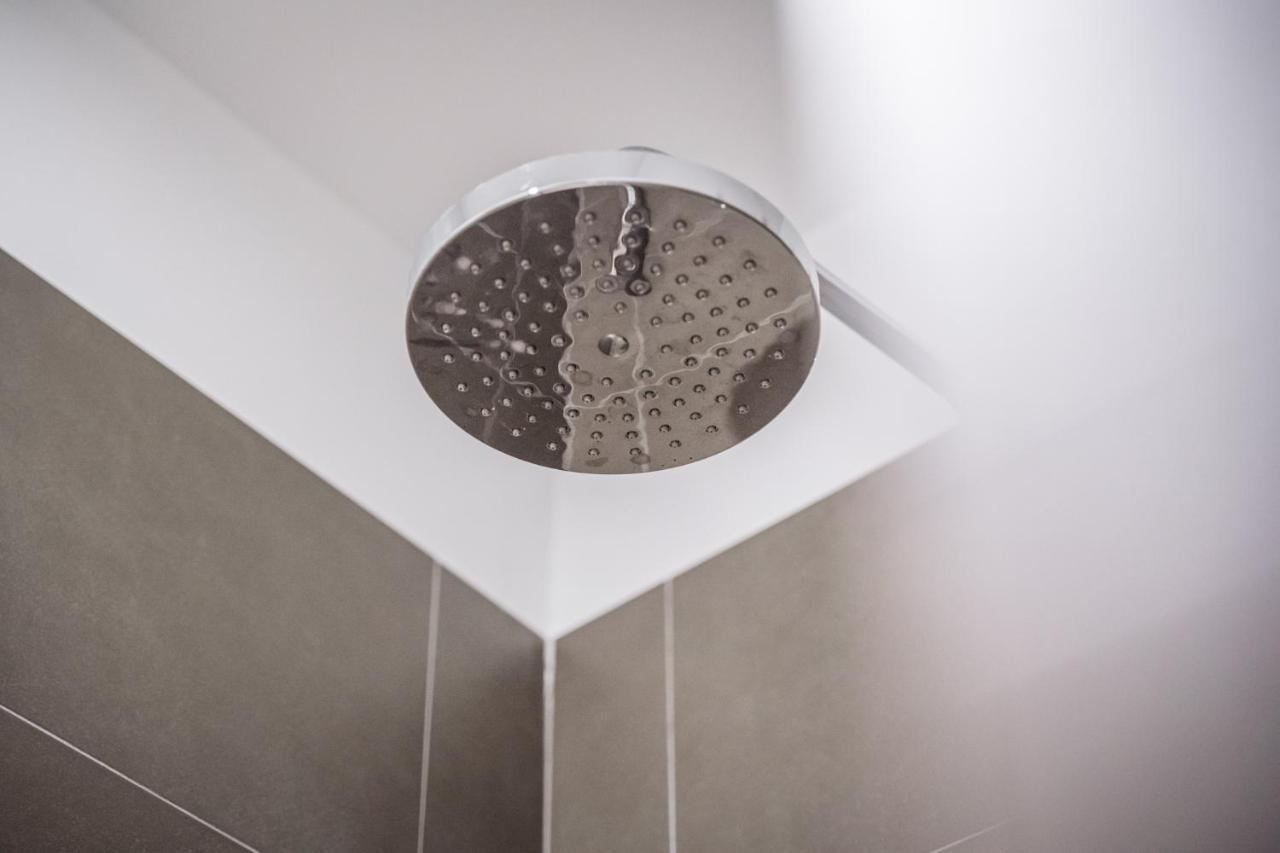 Ab Plus - Via Santo Stefano 74 Bologna Exteriör bild