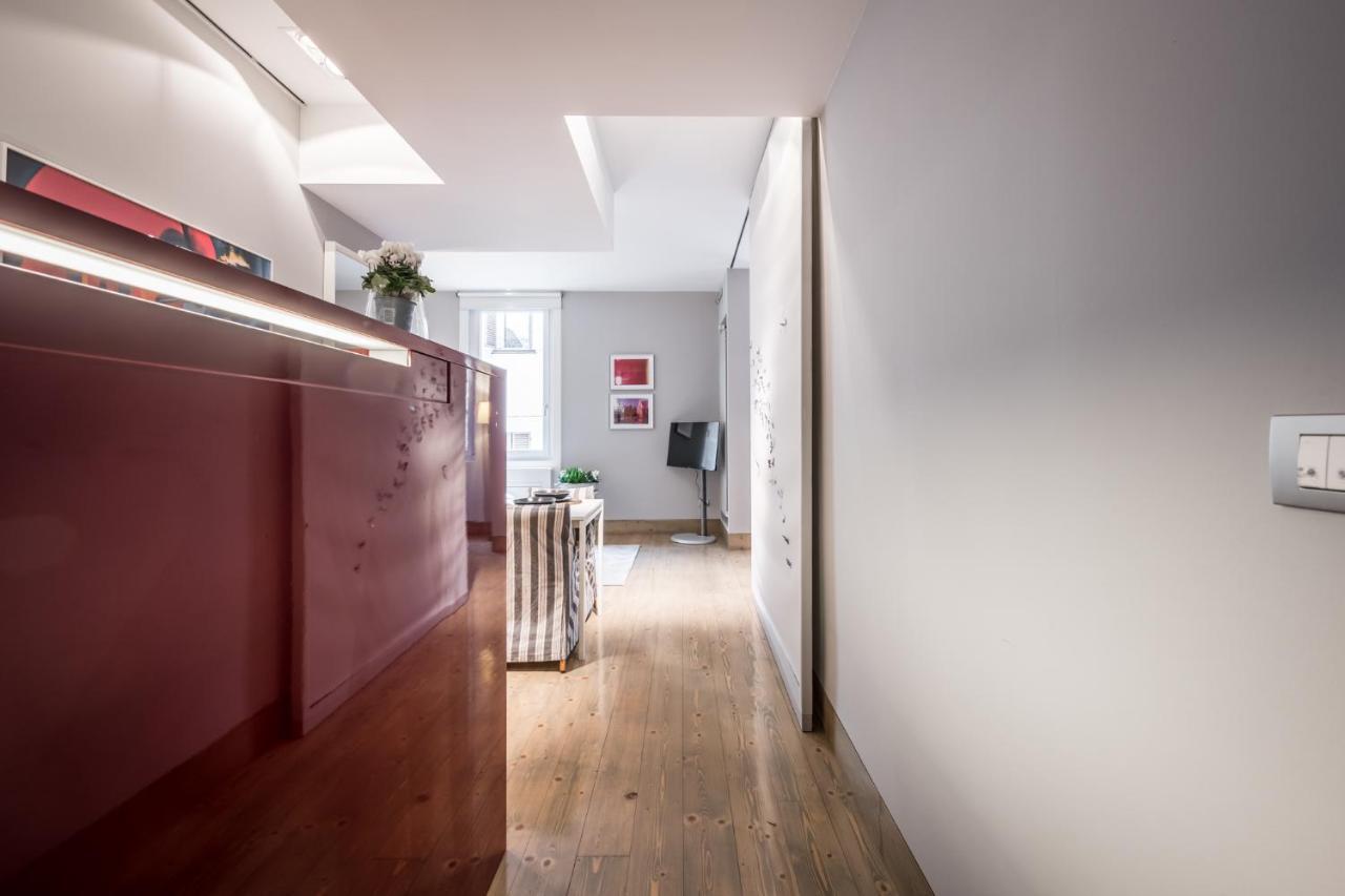 Ab Plus - Via Santo Stefano 74 Bologna Exteriör bild